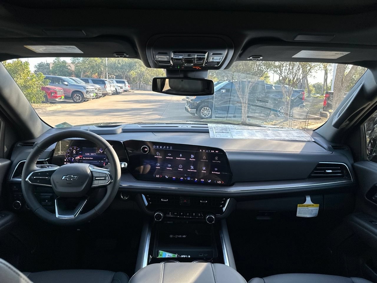 2026 Chevrolet Suburban Z71, photo 13