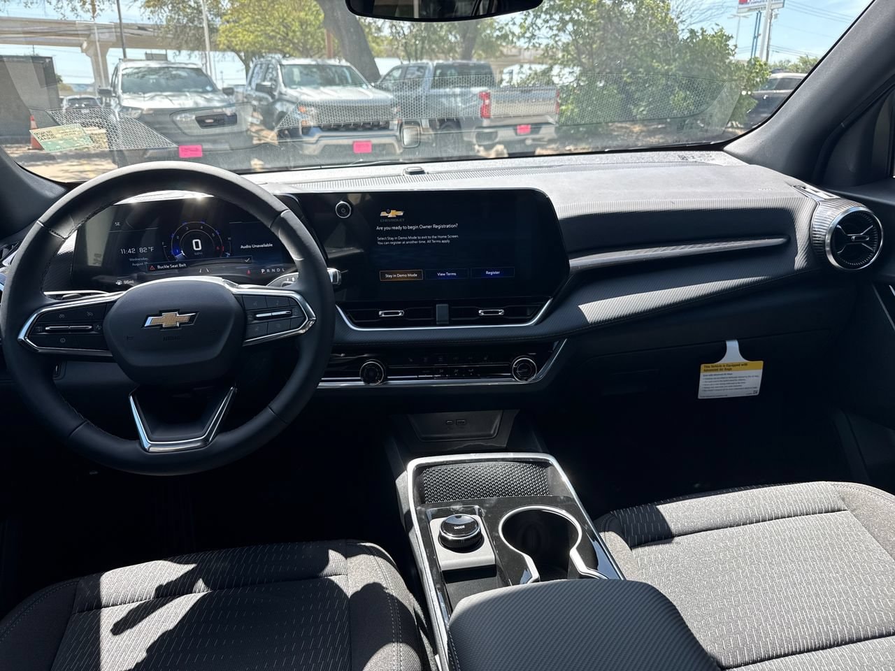 2027 Chevrolet Equinox LT - Photo 12