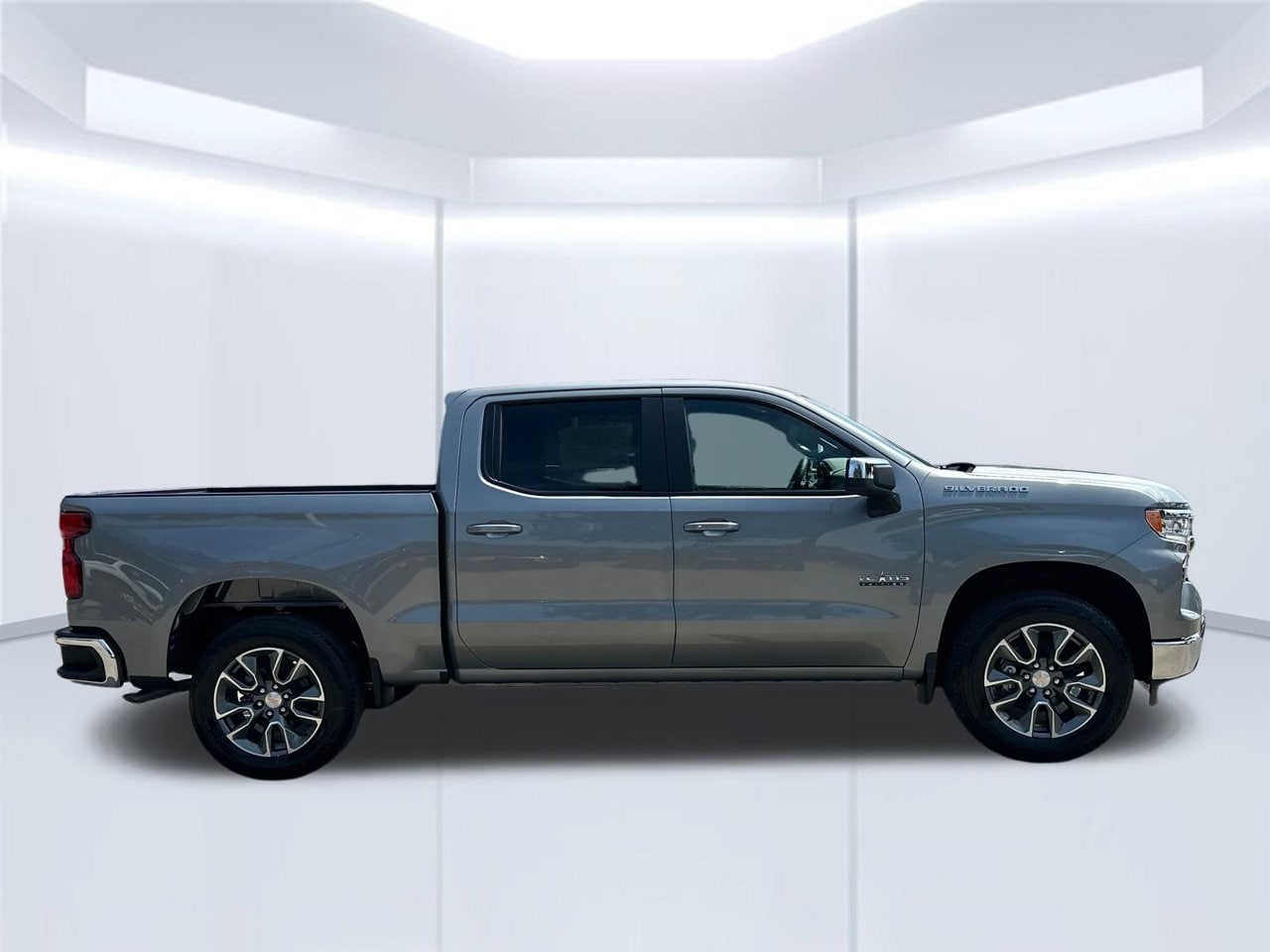 2026 Chevrolet Silverado 1500 LT - Photo 6