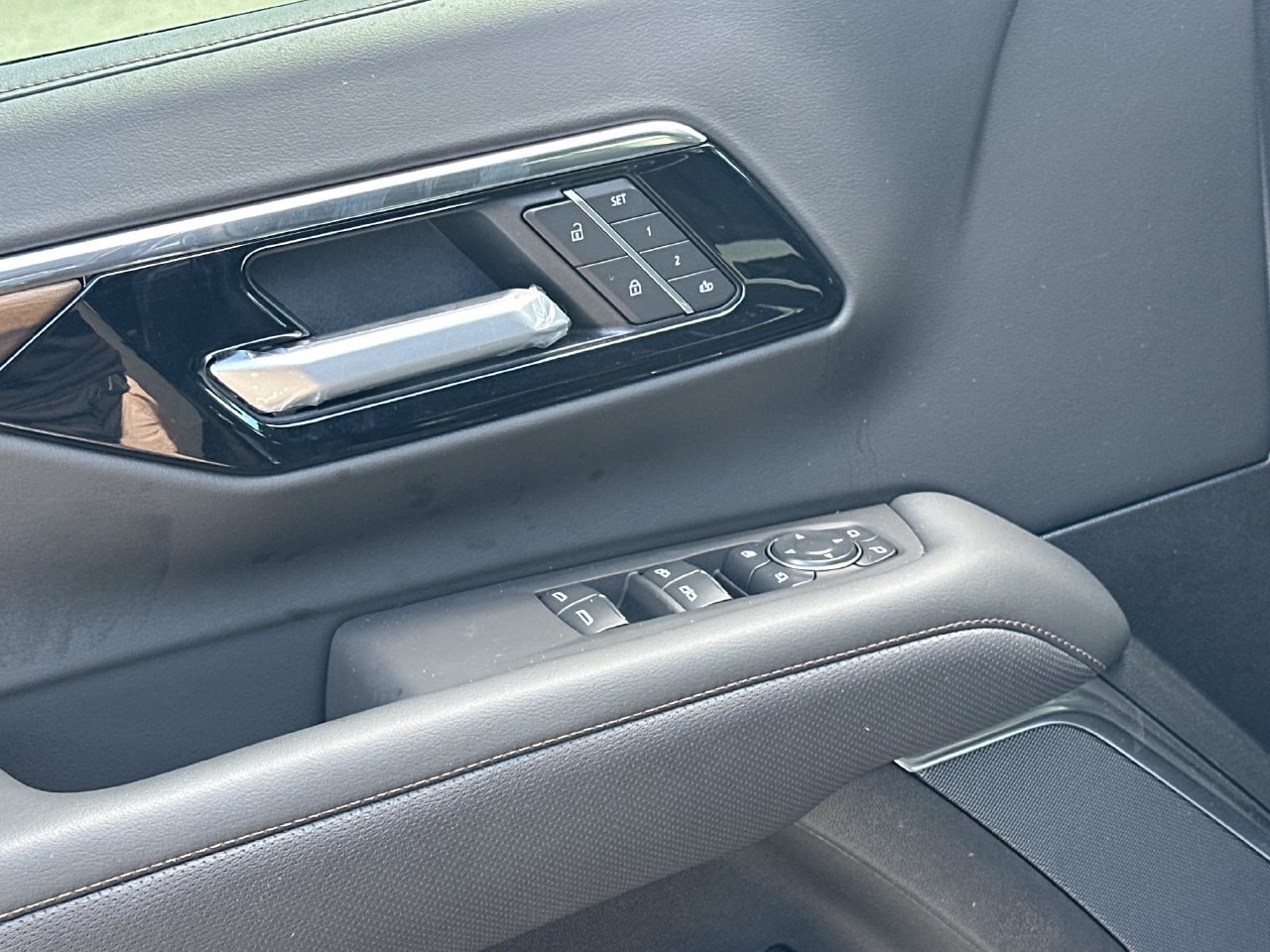 2026 Chevrolet Suburban High Country SUV, photo 12