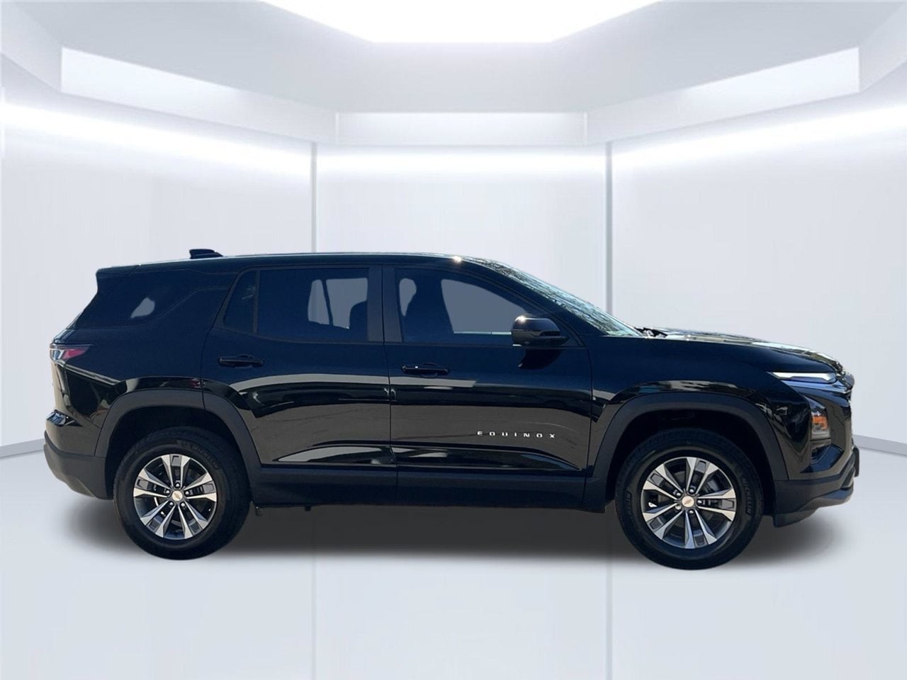 2027 Chevrolet Equinox LT SUV, photo 7