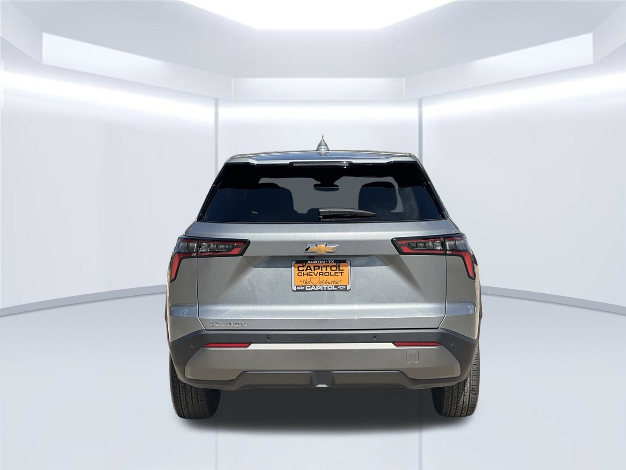 2027 Chevrolet Equinox LT SUV, photo 5