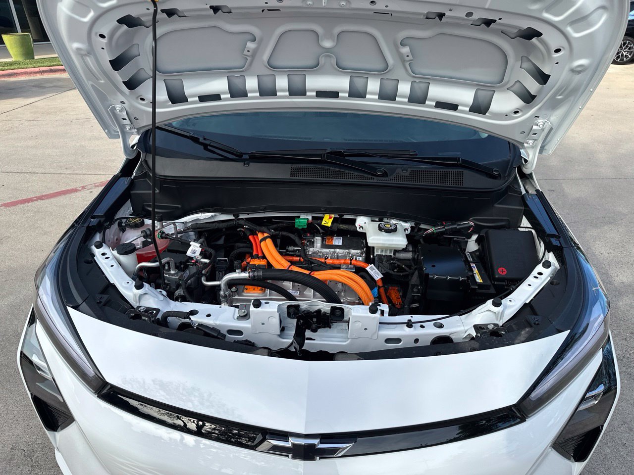 2027 Chevrolet Bolt LT, photo 28