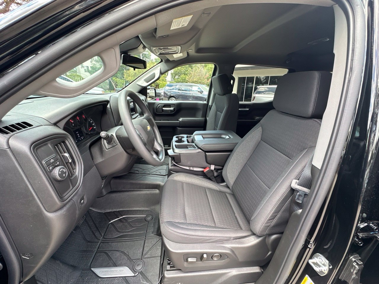 2026 Chevrolet Silverado 1500 Custom - Photo 9