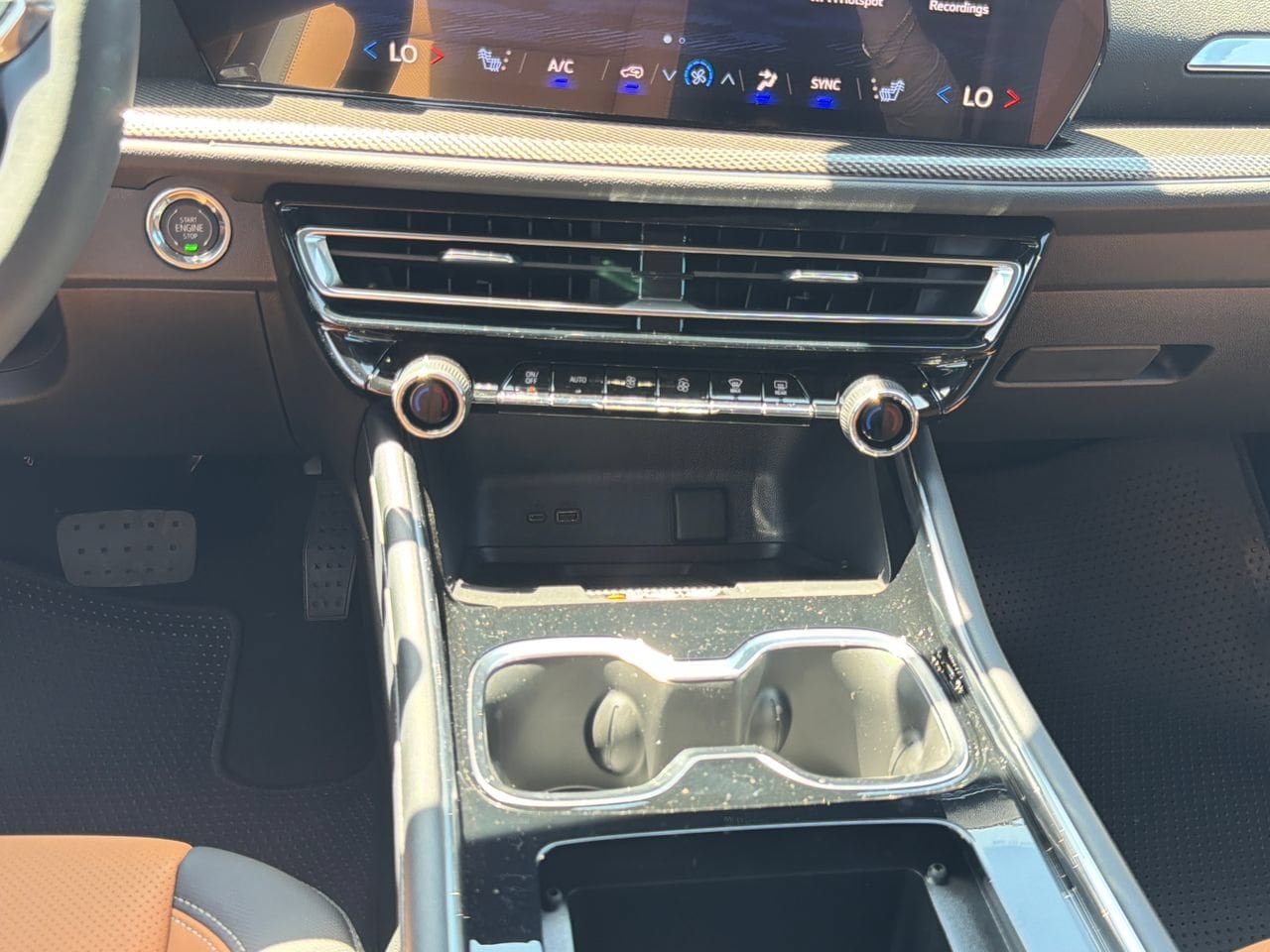 2027 Chevrolet Traverse Z71 SUV, photo 18