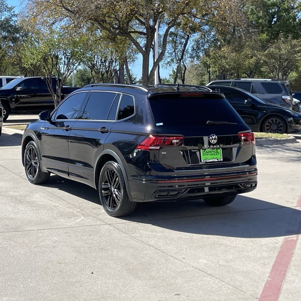 Used 2022 Volkswagen Tiguan SE R-Line Black SUV