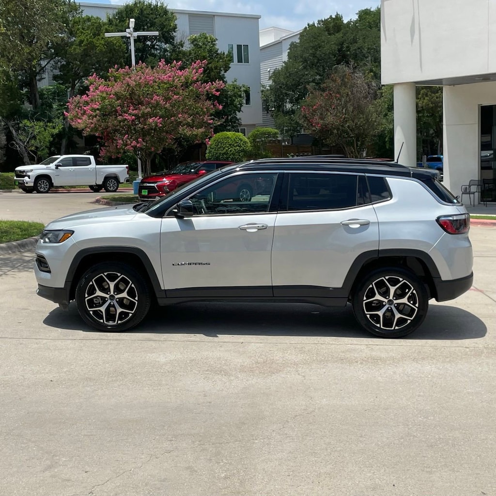 Used 2025 Jeep Compass Limited 4x4 SUV