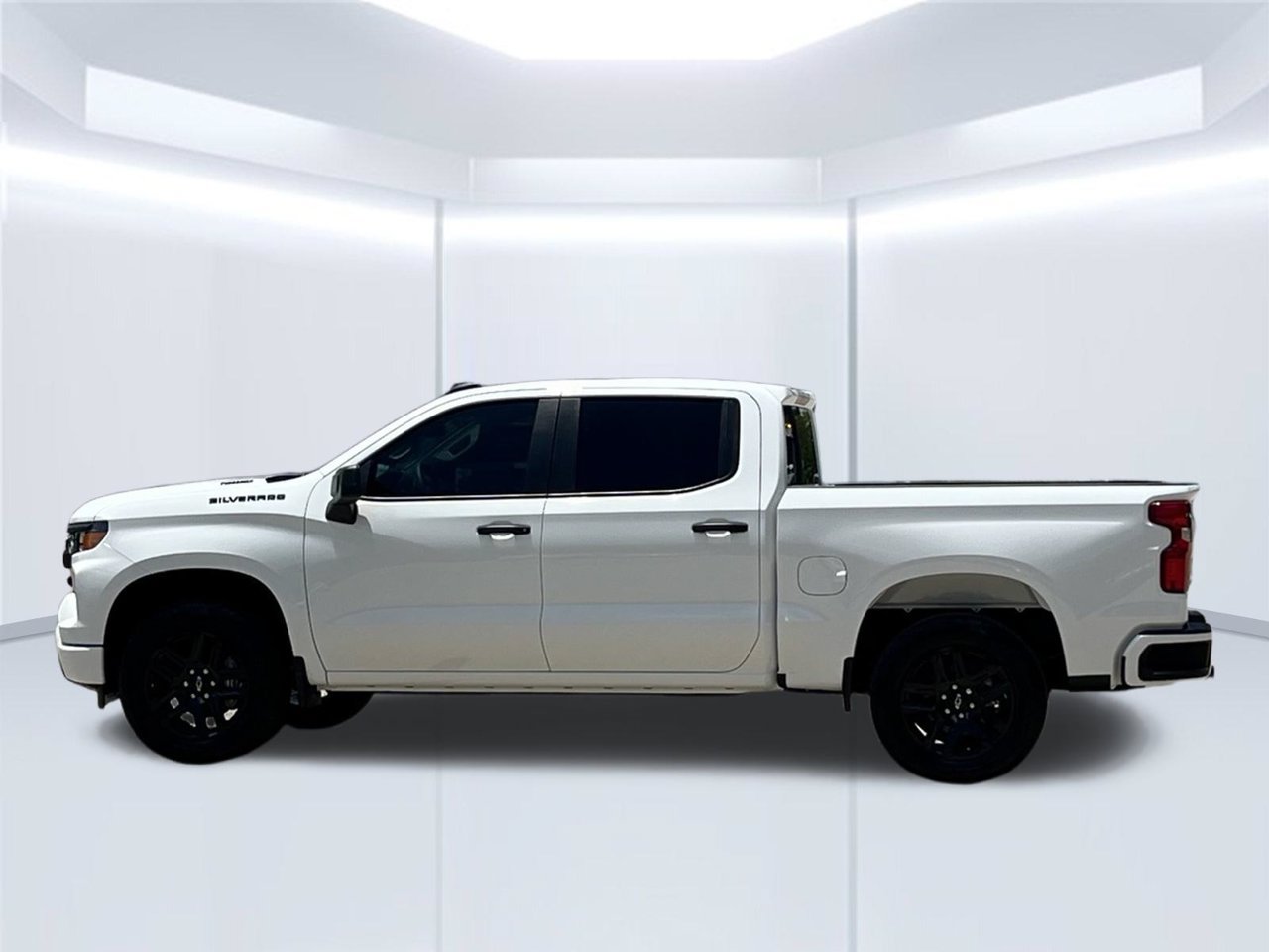 2026 Chevrolet Silverado 1500 Custom - Photo 3