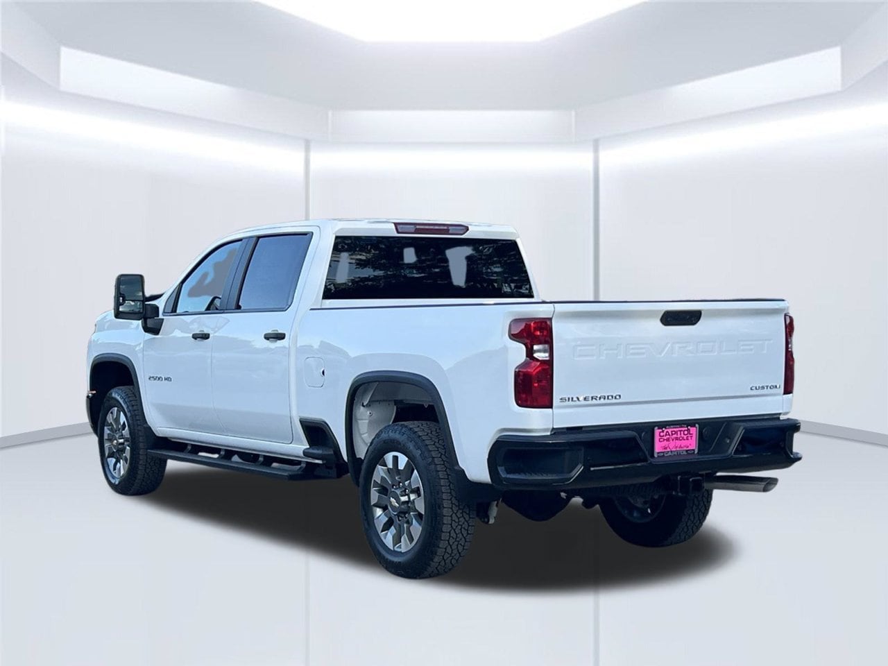 2026 Chevrolet Silverado 2500 HD Custom, photo 4