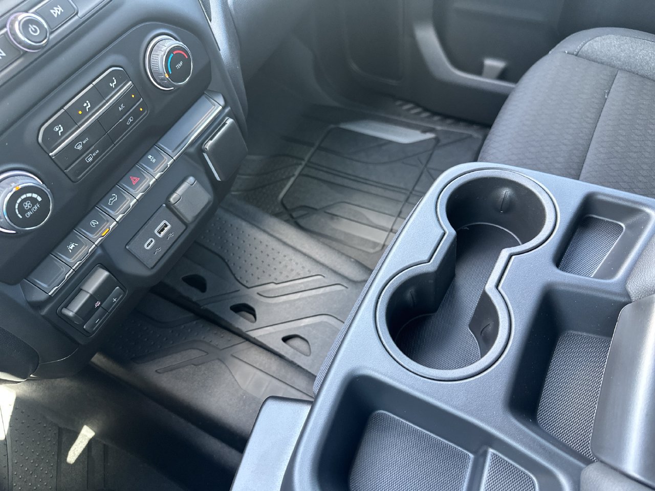 2026 Chevrolet Silverado 1500 Custom - Photo 22