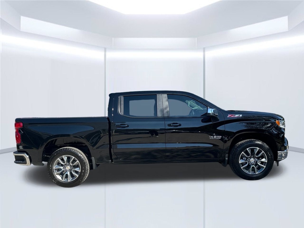 2026 Chevrolet Silverado 1500 LT - Photo 6