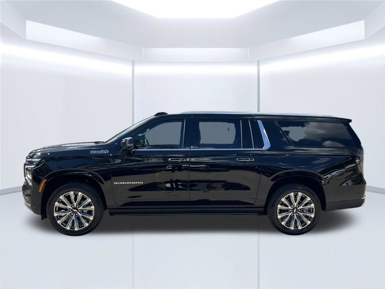 2026 Chevrolet Suburban High Country, photo 3