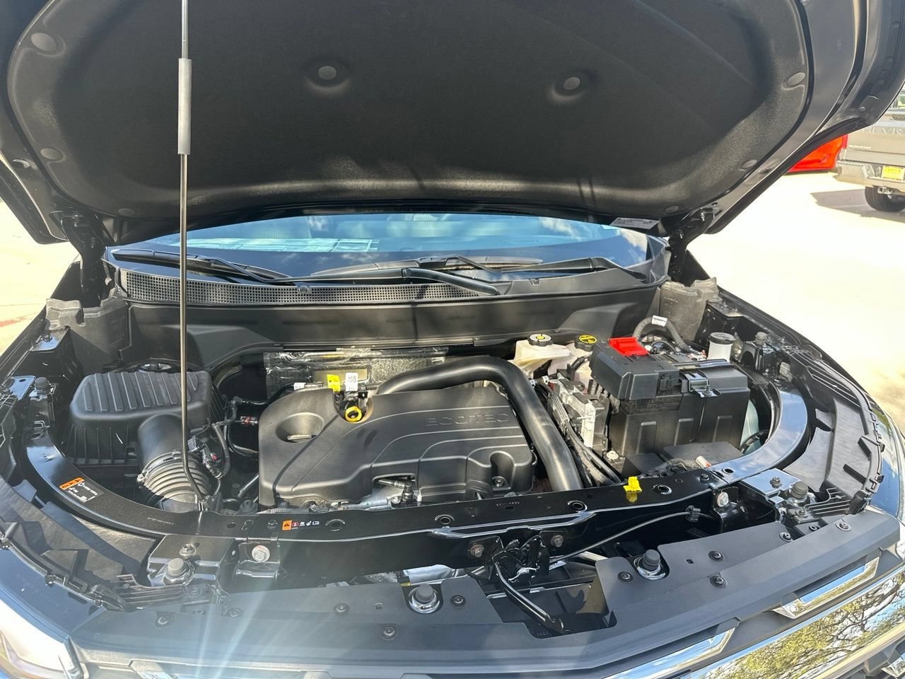 2027 Chevrolet Equinox LT - Photo 27