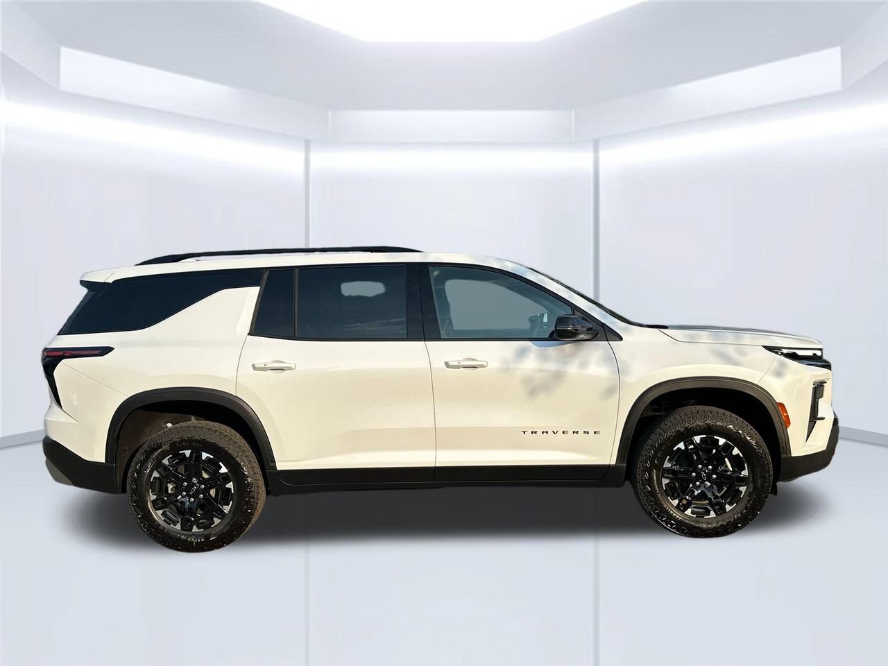 2027 Chevrolet Traverse Z71 SUV, photo 6