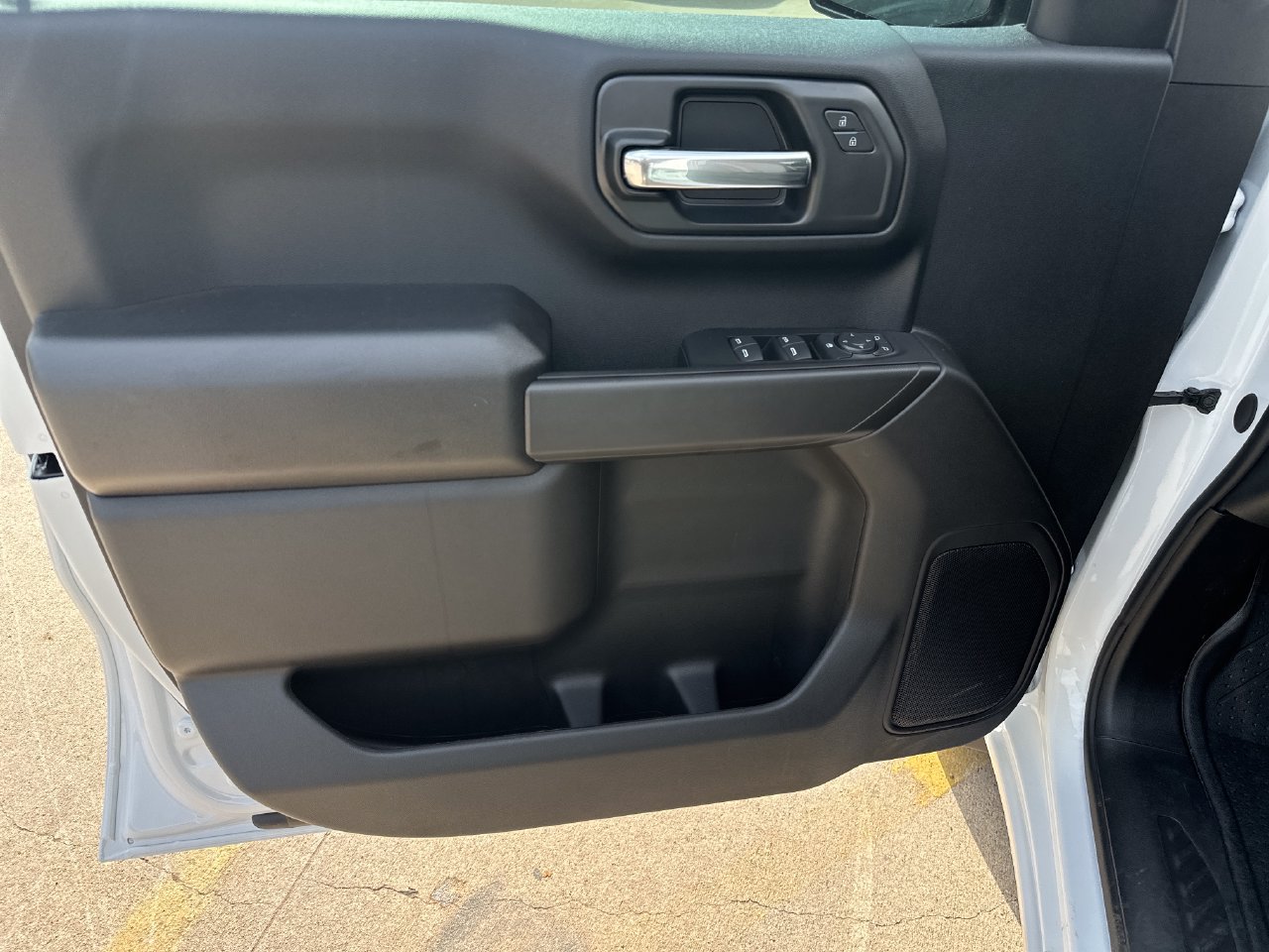 2026 Chevrolet Silverado 1500 Custom - Photo 11