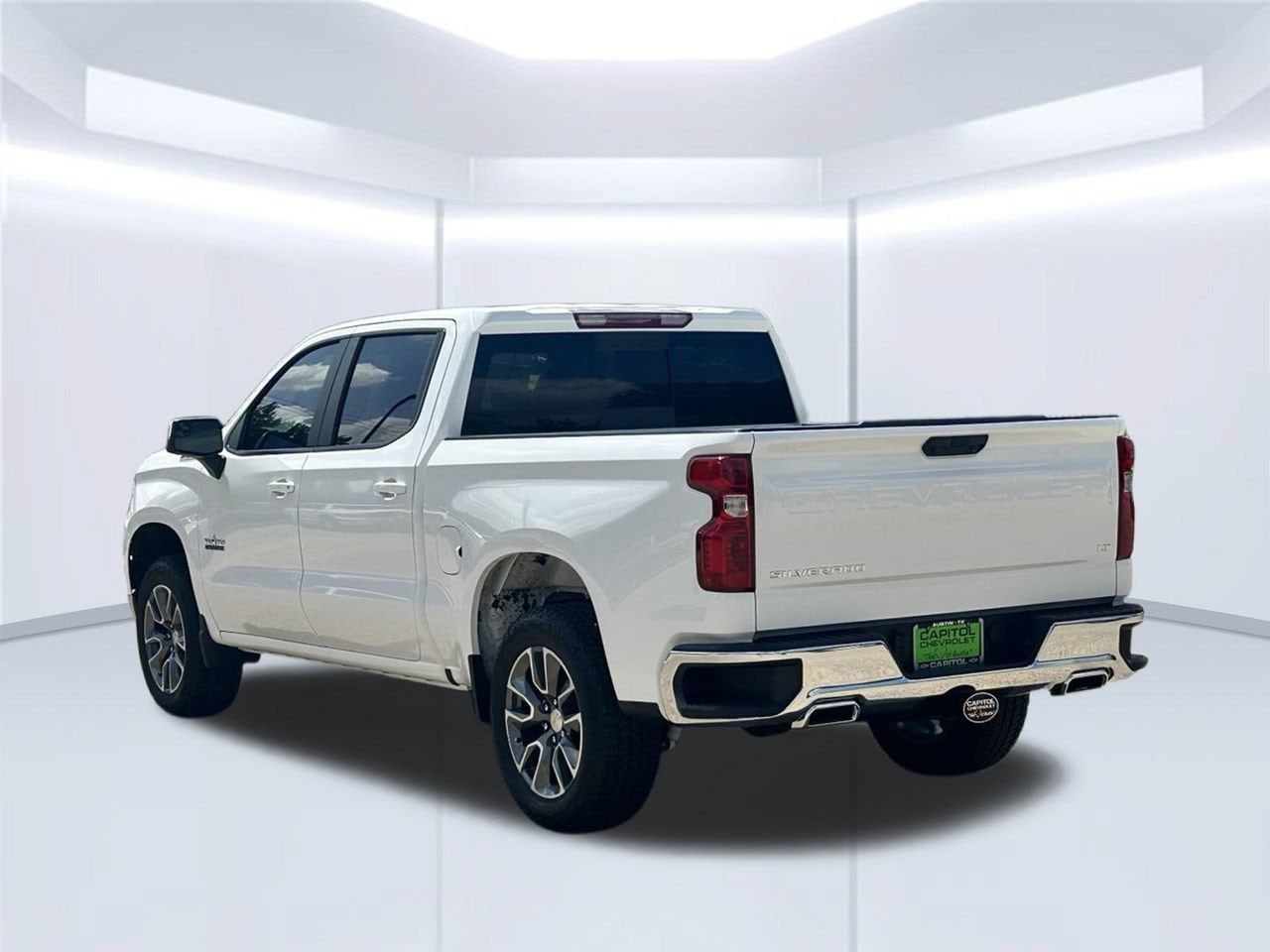 2026 Chevrolet Silverado 1500 LT Truck, photo 5