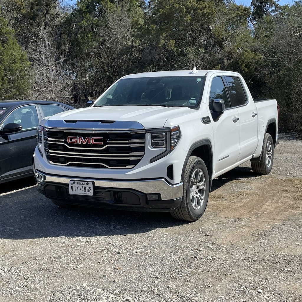 Used 2025 GMC Sierra 1500 SLT Truck Crew Cab