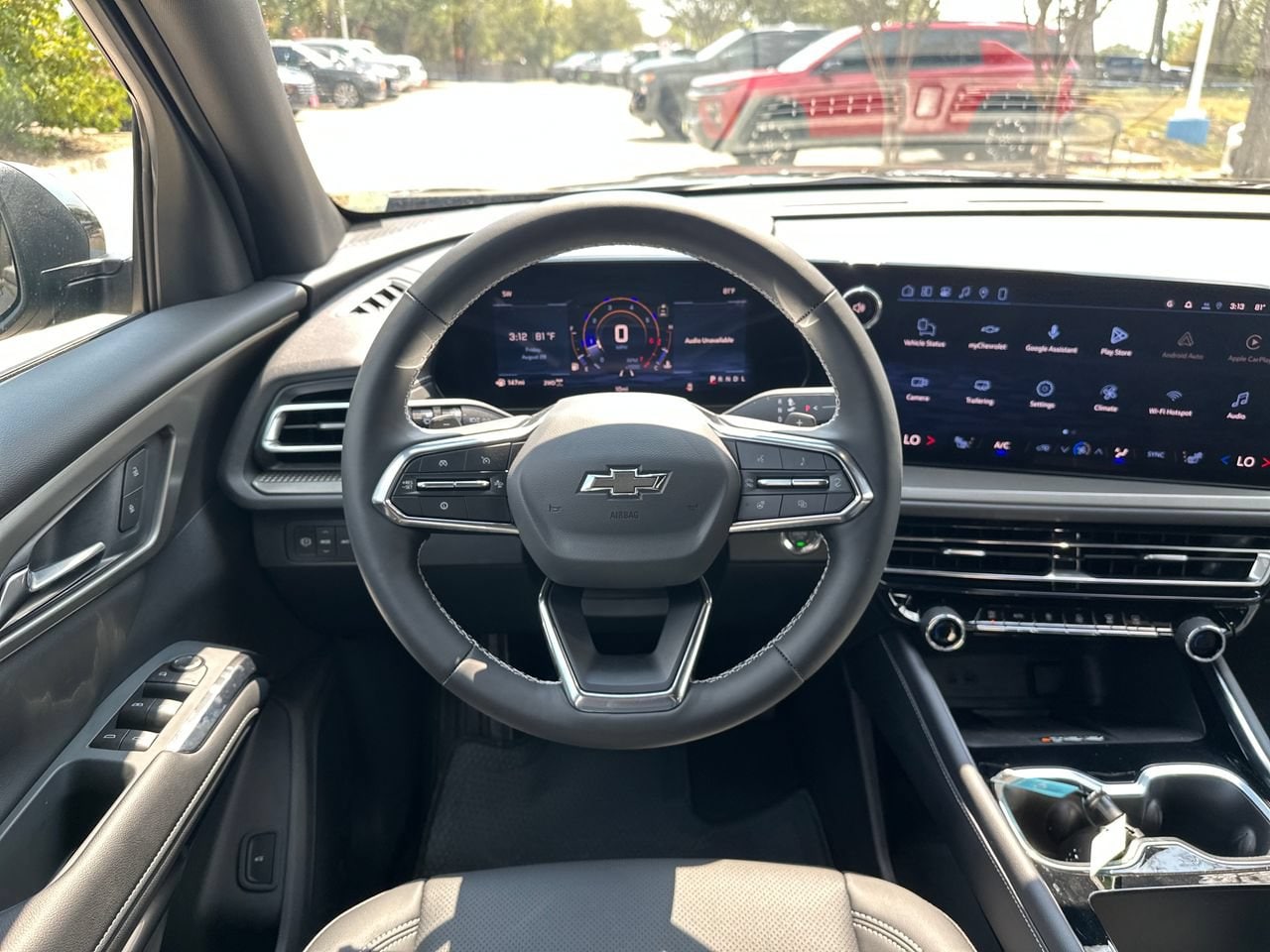 2027 Chevrolet Traverse LT SUV, photo 16