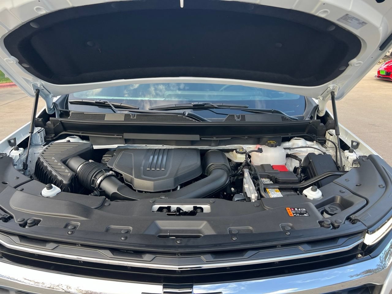 2027 Chevrolet Traverse LT SUV, photo 29