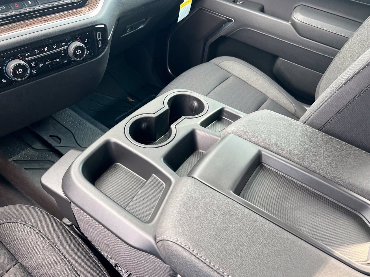 2026 Chevrolet Silverado 1500 RST - Photo 22
