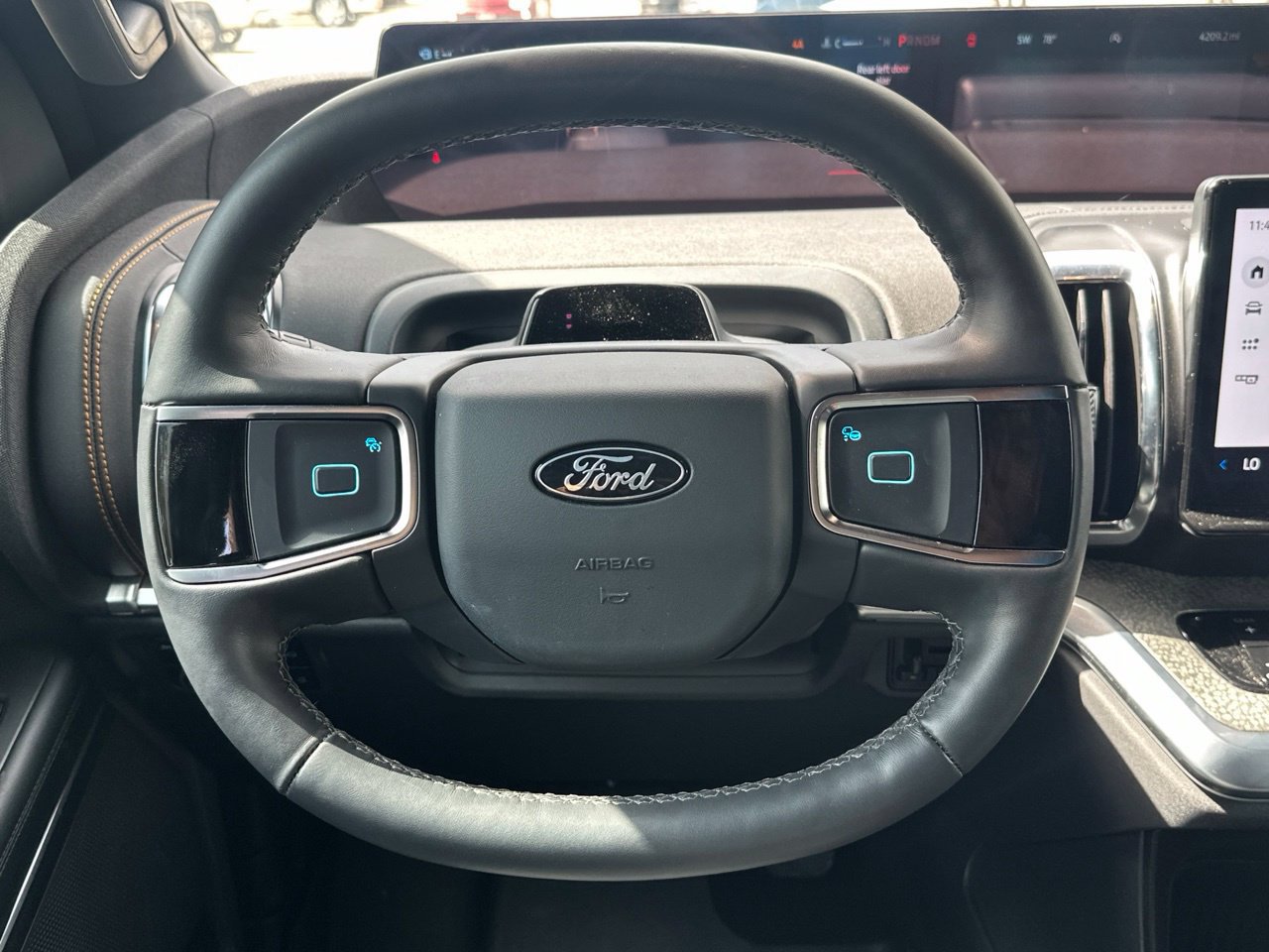 2026 Ford Expedition Tremor - Photo 14