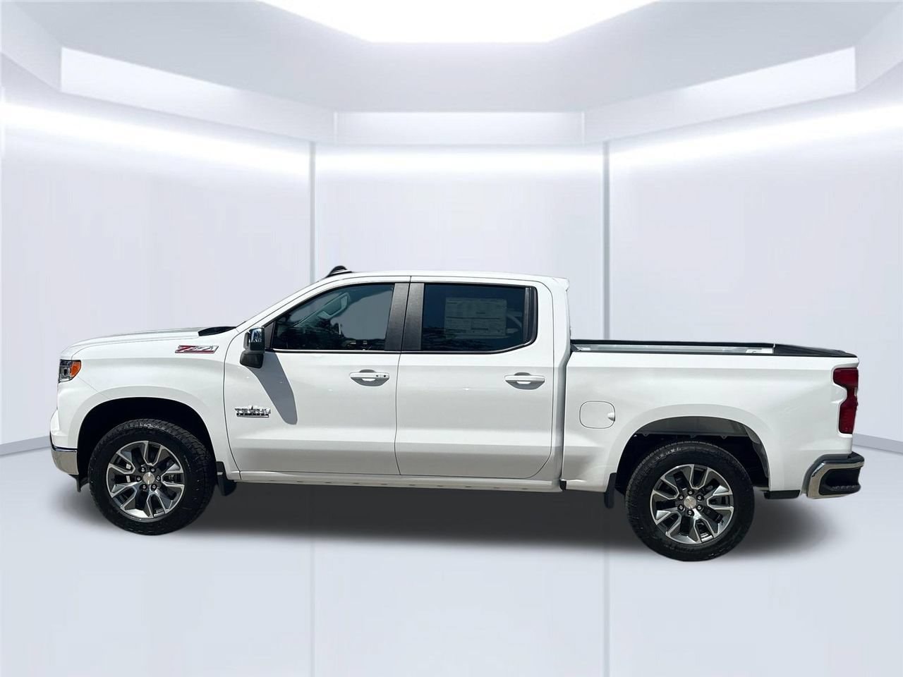 2026 Chevrolet Silverado 1500 LT Truck, photo 3