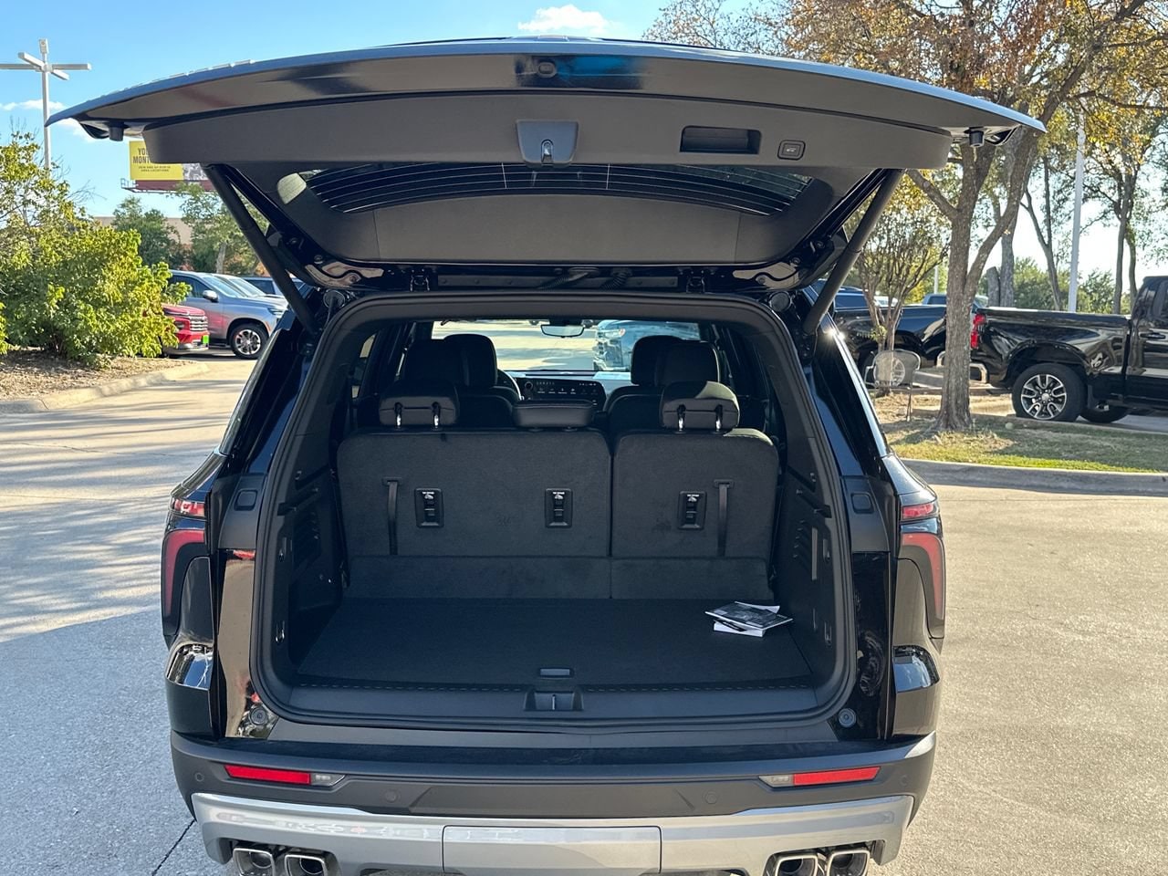 2027 Chevrolet Traverse LT, photo 25