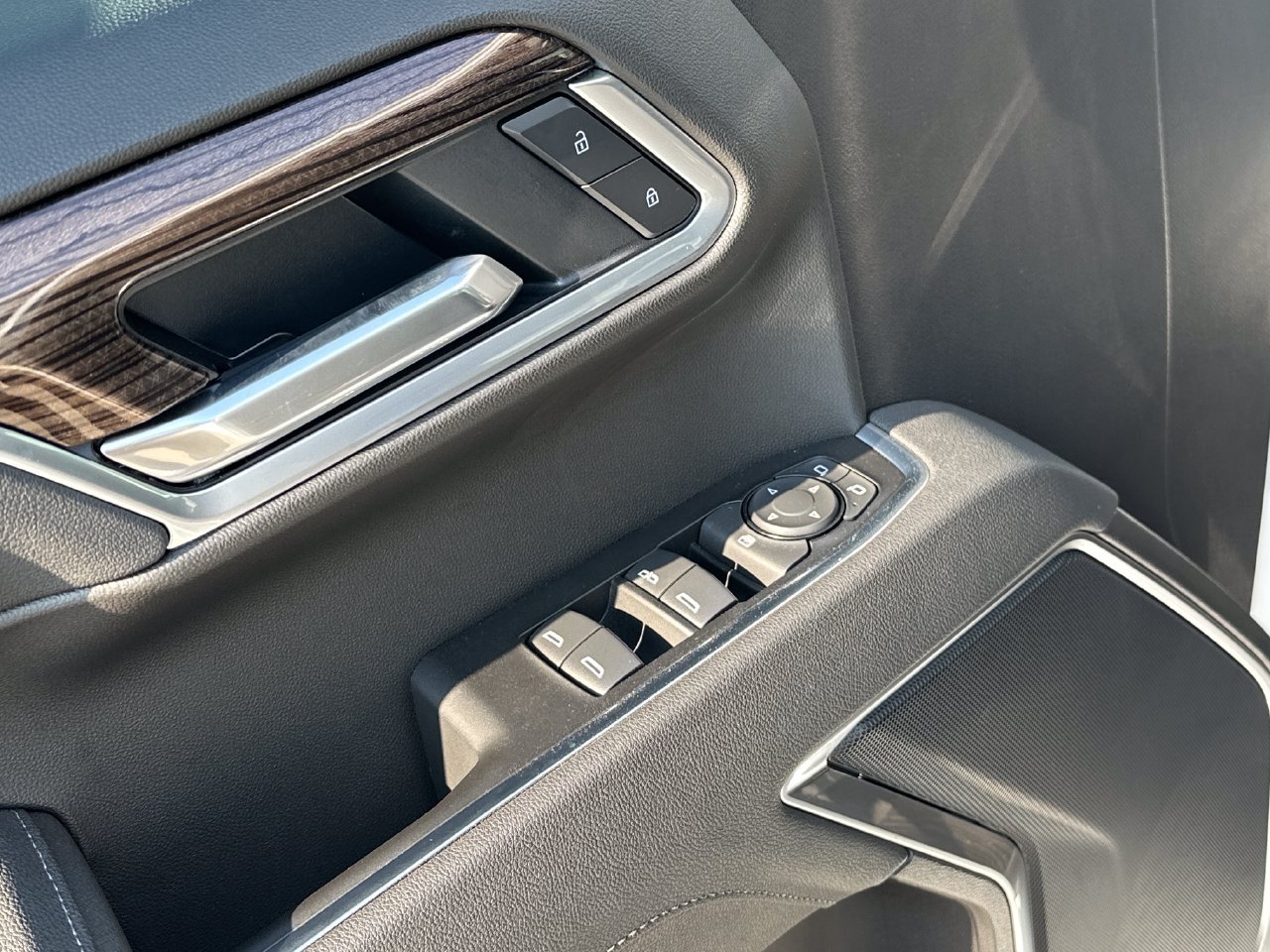 2026 Chevrolet Silverado 1500 LT Truck, photo 22