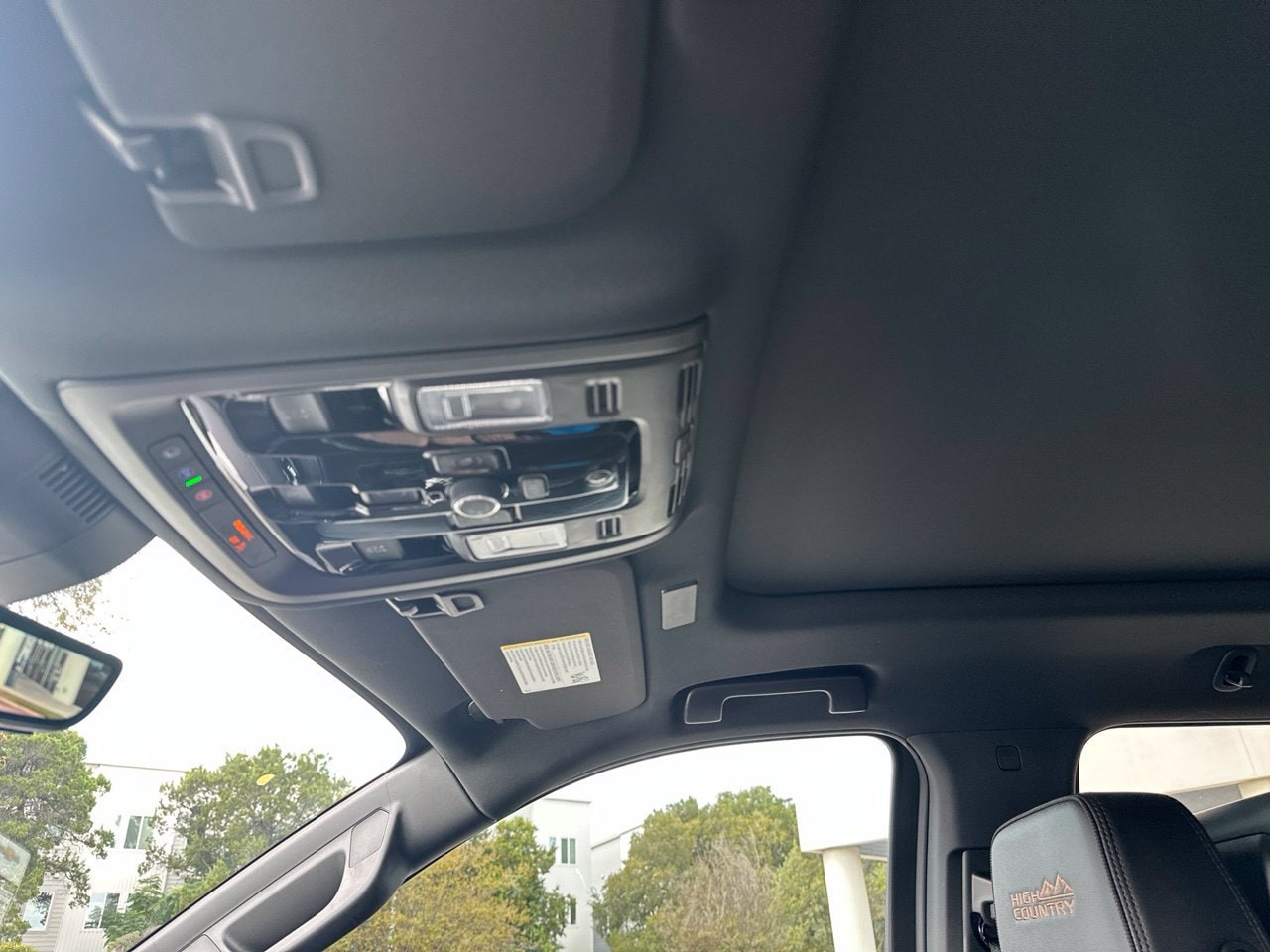 2026 Chevrolet Suburban High Country, photo 22