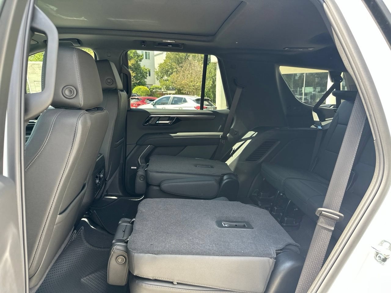 2026 Chevrolet Tahoe LT, photo 24