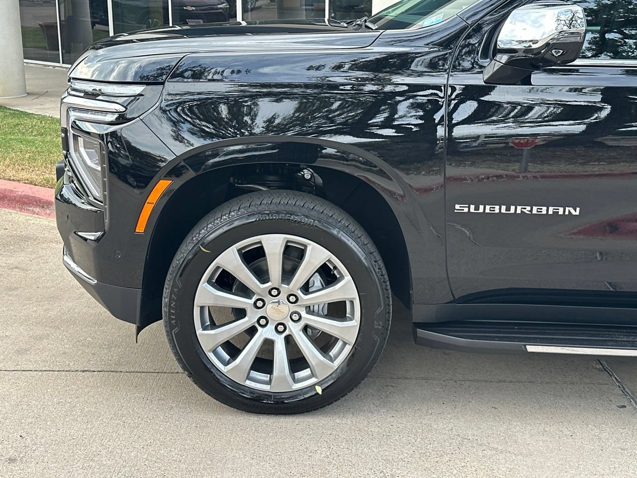 2026 Chevrolet Suburban Premier, photo 28