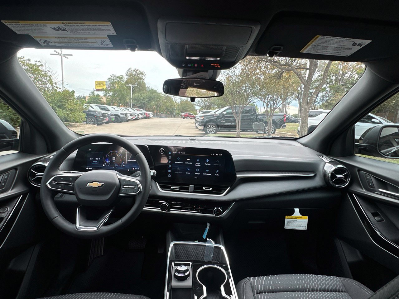 2027 Chevrolet Equinox LT - Photo 12