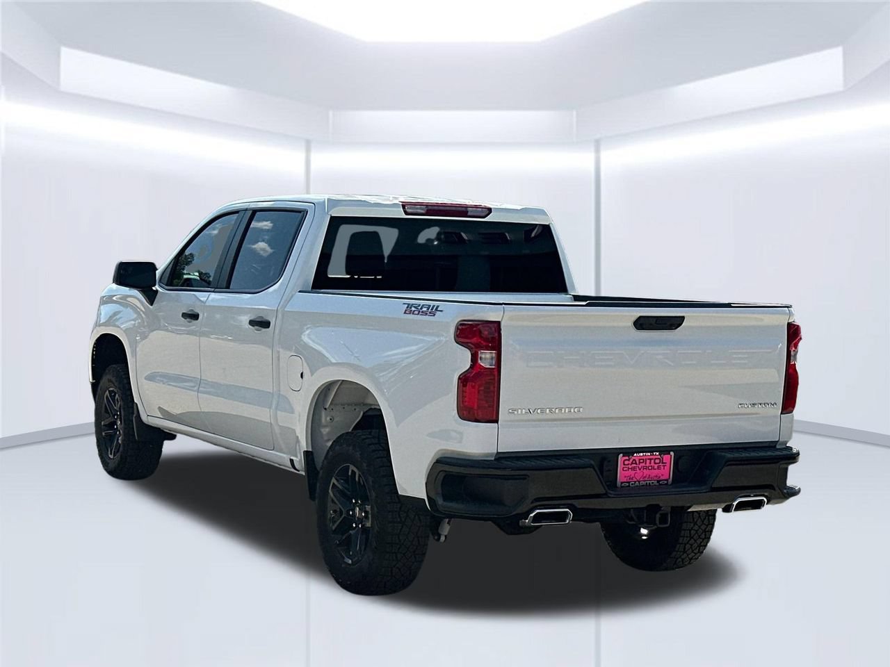 2026 Chevrolet Silverado 1500 Custom Trail Boss - Photo 3