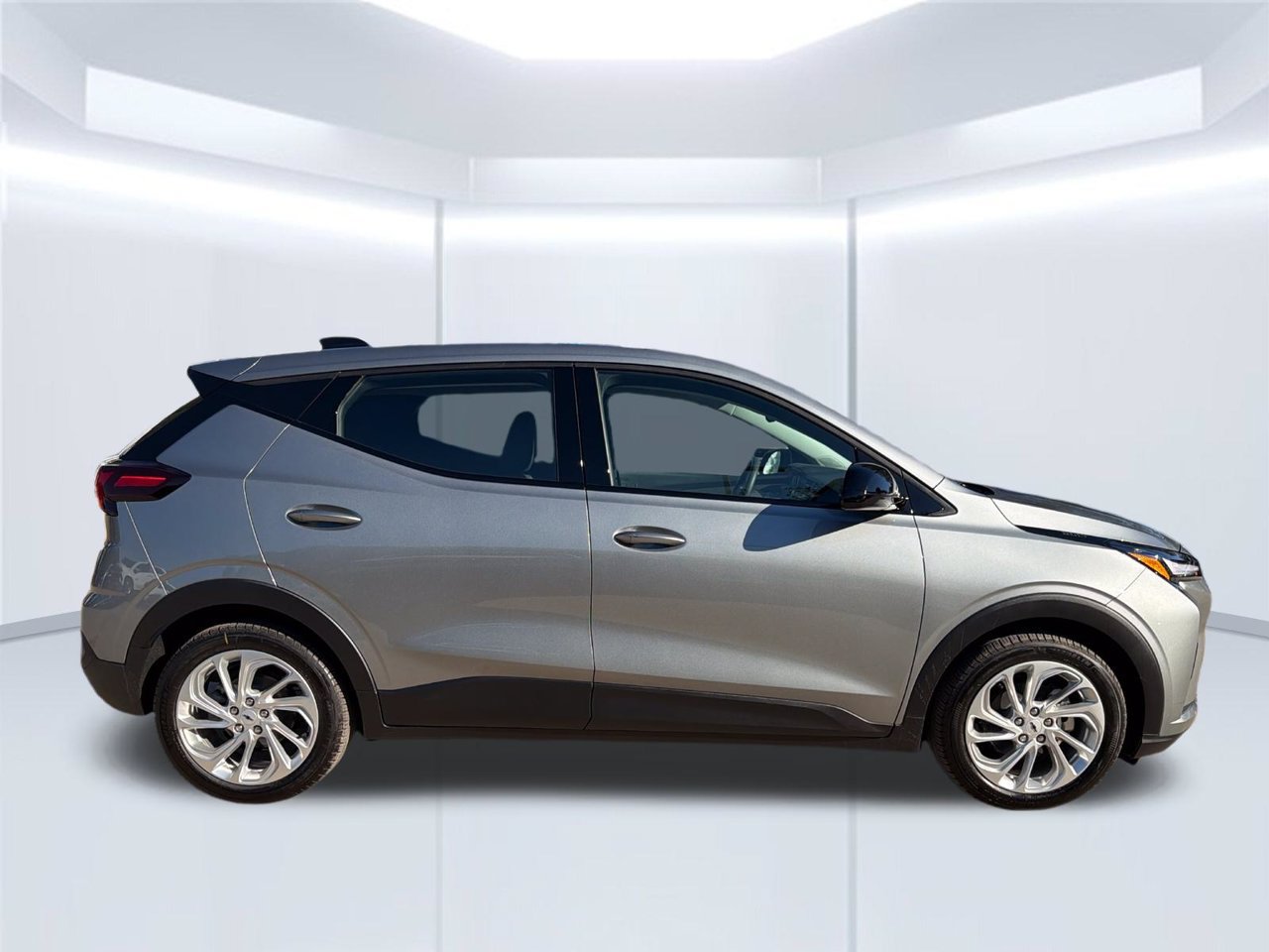 2027 Chevrolet Bolt LT, photo 7