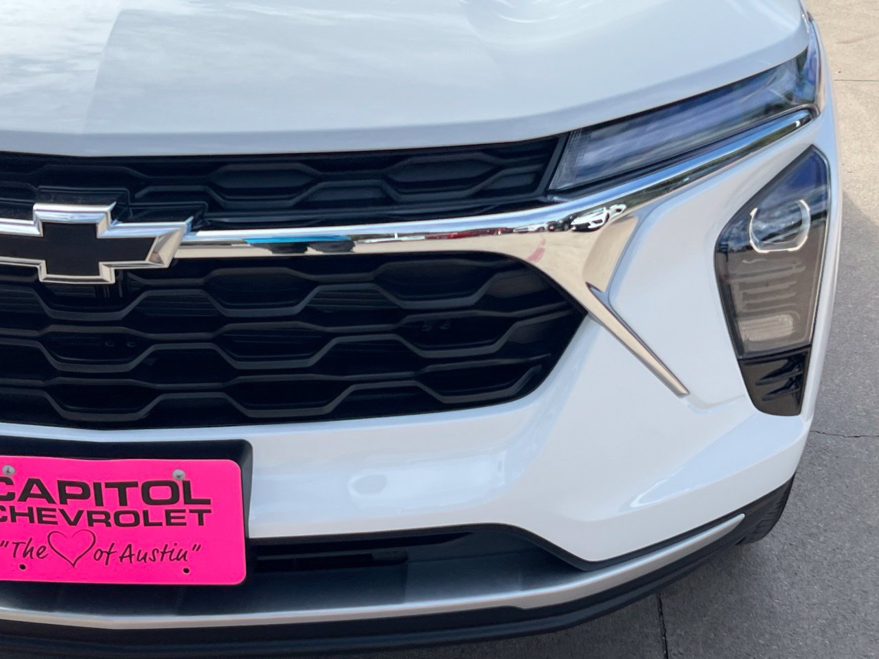 2026 Chevrolet Trax LT - Photo 9