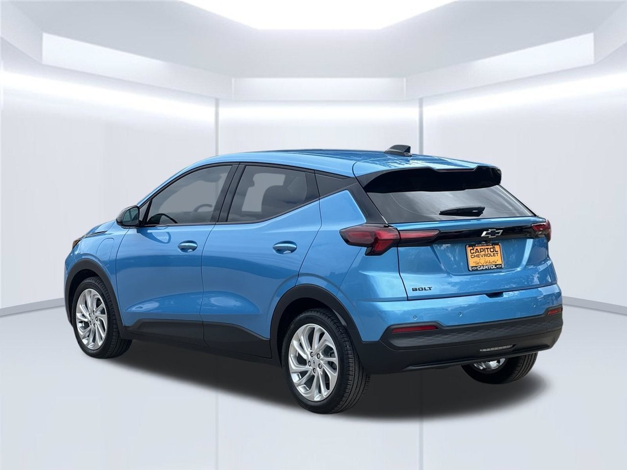 2027 Chevrolet Bolt LT, photo 4