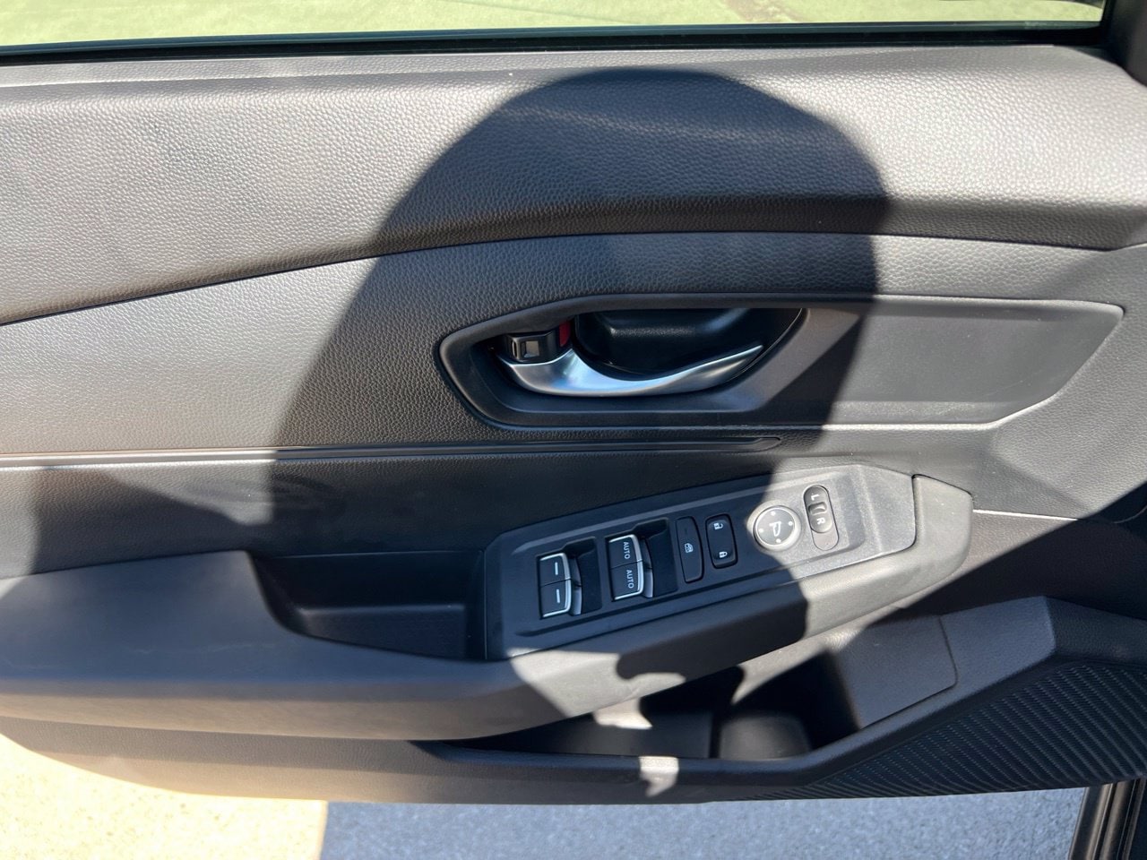 2025 Honda Accord Sedan LX - Photo 11
