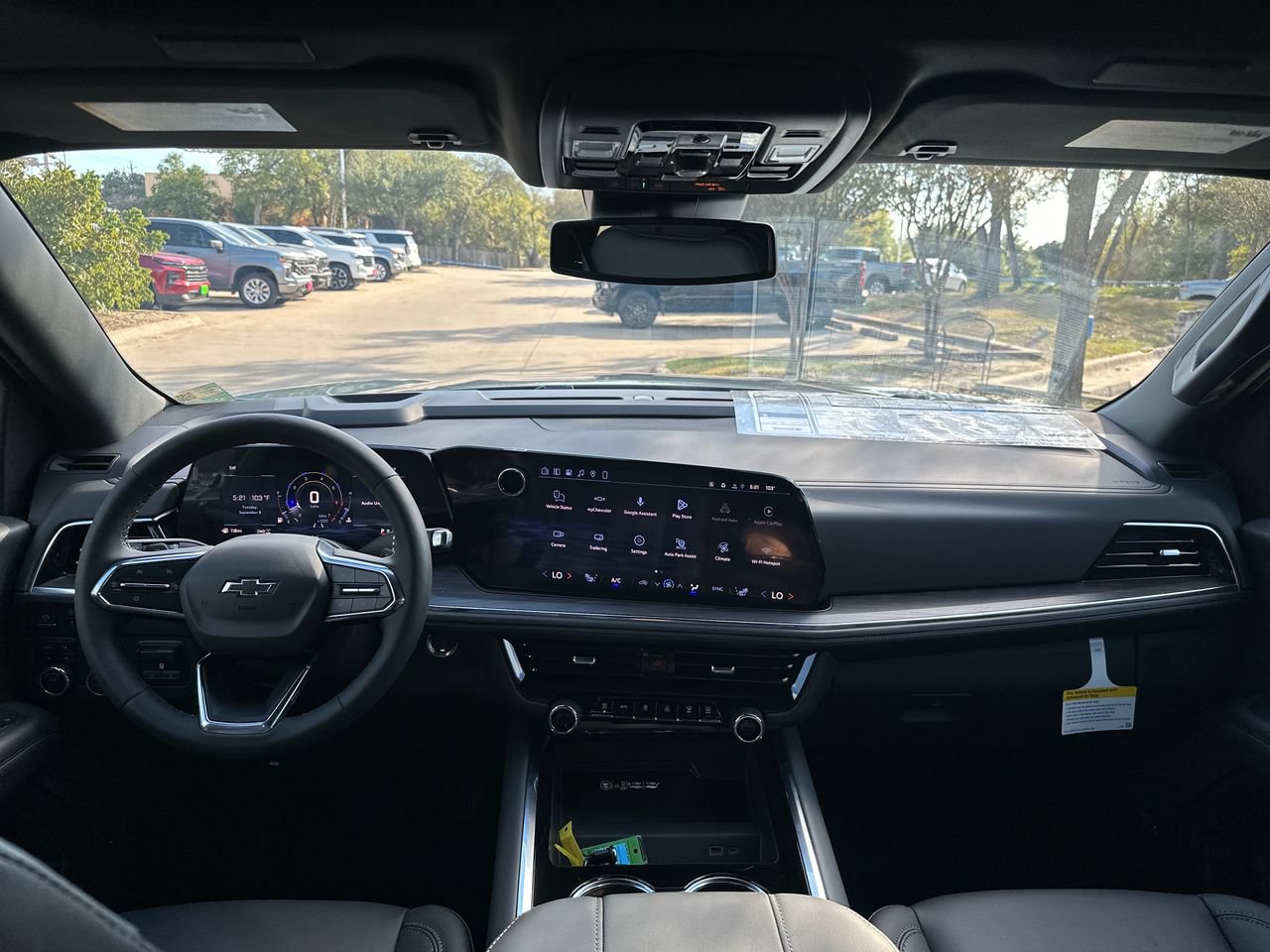2026 Chevrolet Suburban Z71 SUV, photo 13