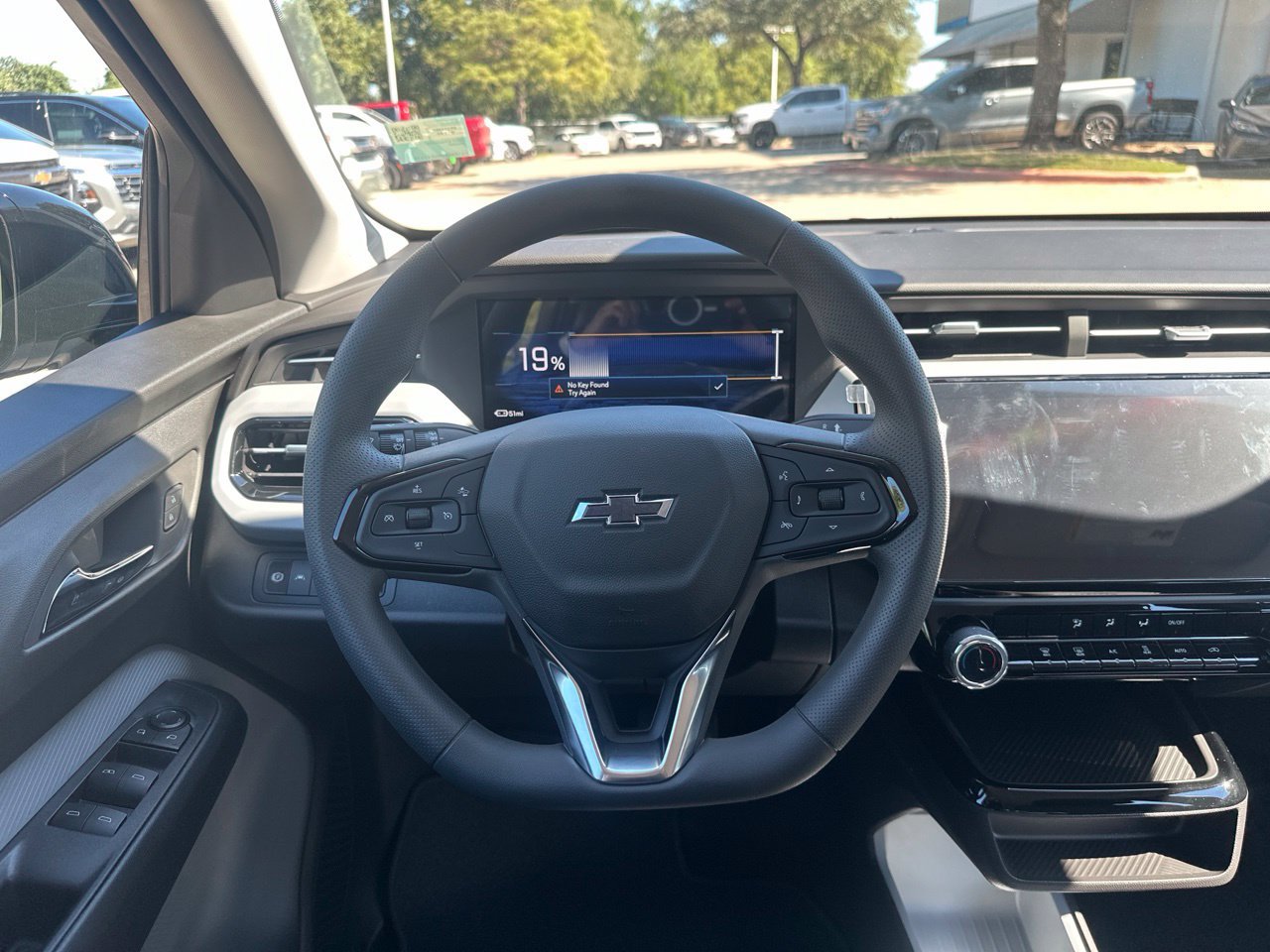 2027 Chevrolet Bolt LT, photo 15