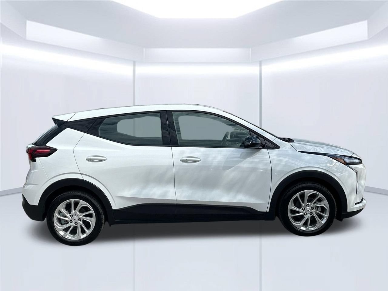 2027 Chevrolet Bolt LT - Photo 7