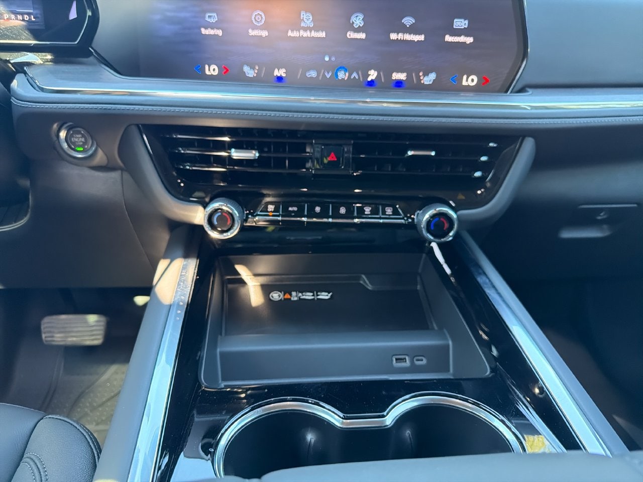 2026 Chevrolet Suburban Z71 SUV, photo 18