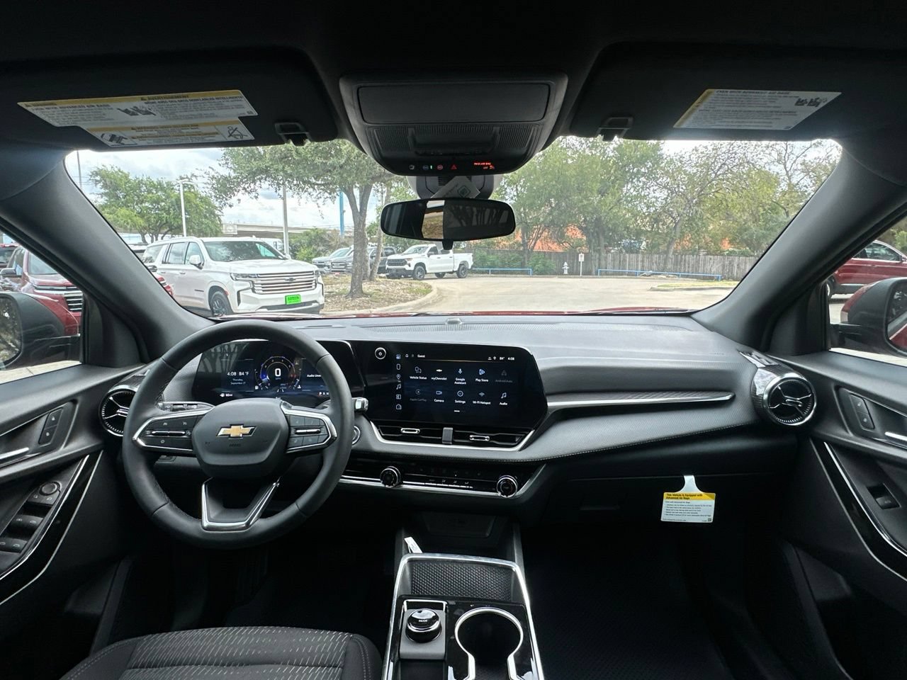 2027 Chevrolet Equinox LT SUV, photo 13
