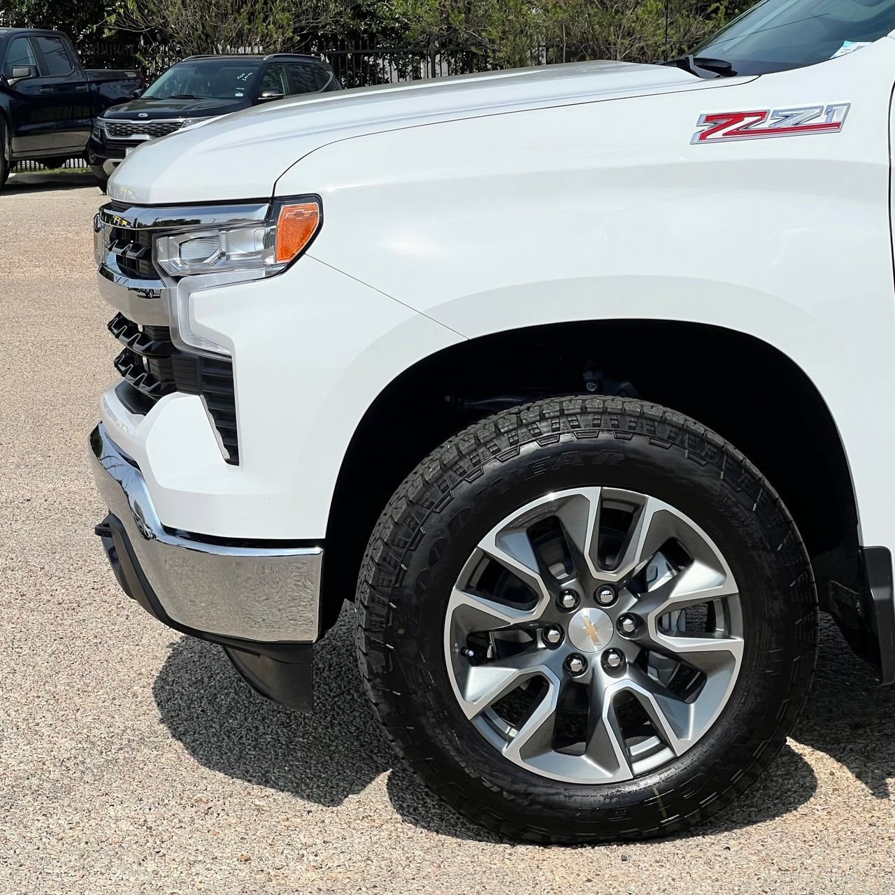 2026 Chevrolet Silverado 1500 LT Truck, photo 2