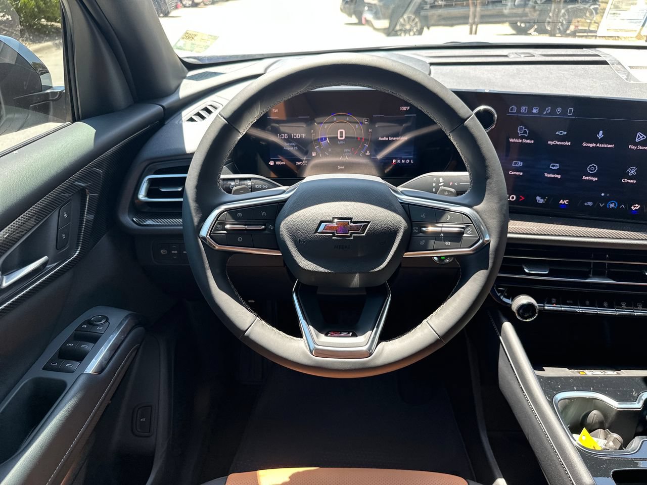 2027 Chevrolet Traverse Z71 SUV, photo 14