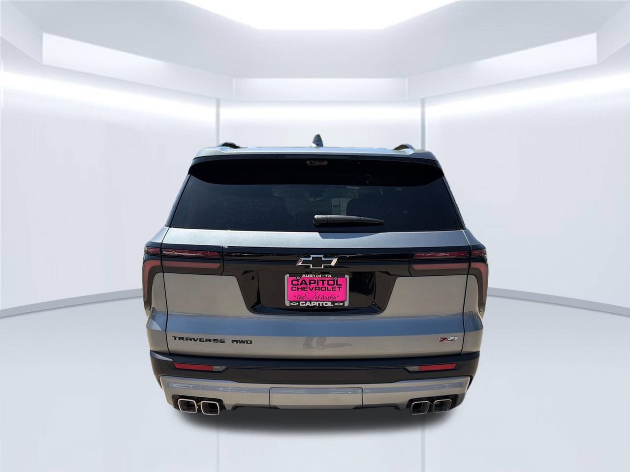 2027 Chevrolet Traverse Z71 SUV, photo 4