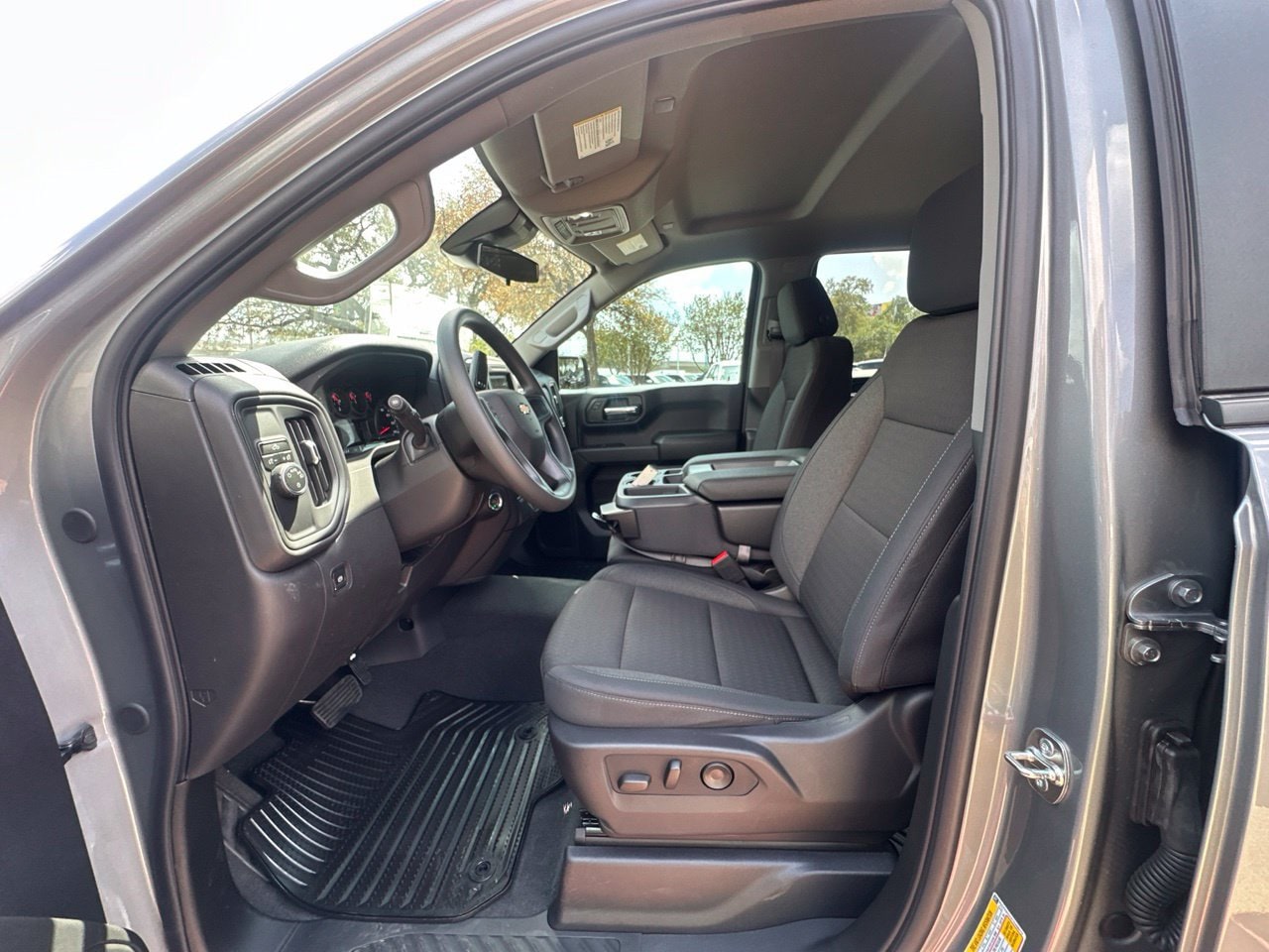 2026 Chevrolet Silverado 1500 Custom - Photo 9