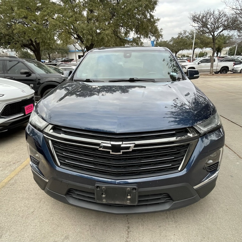 Used 2022 Chevrolet Traverse LT Cloth SUV