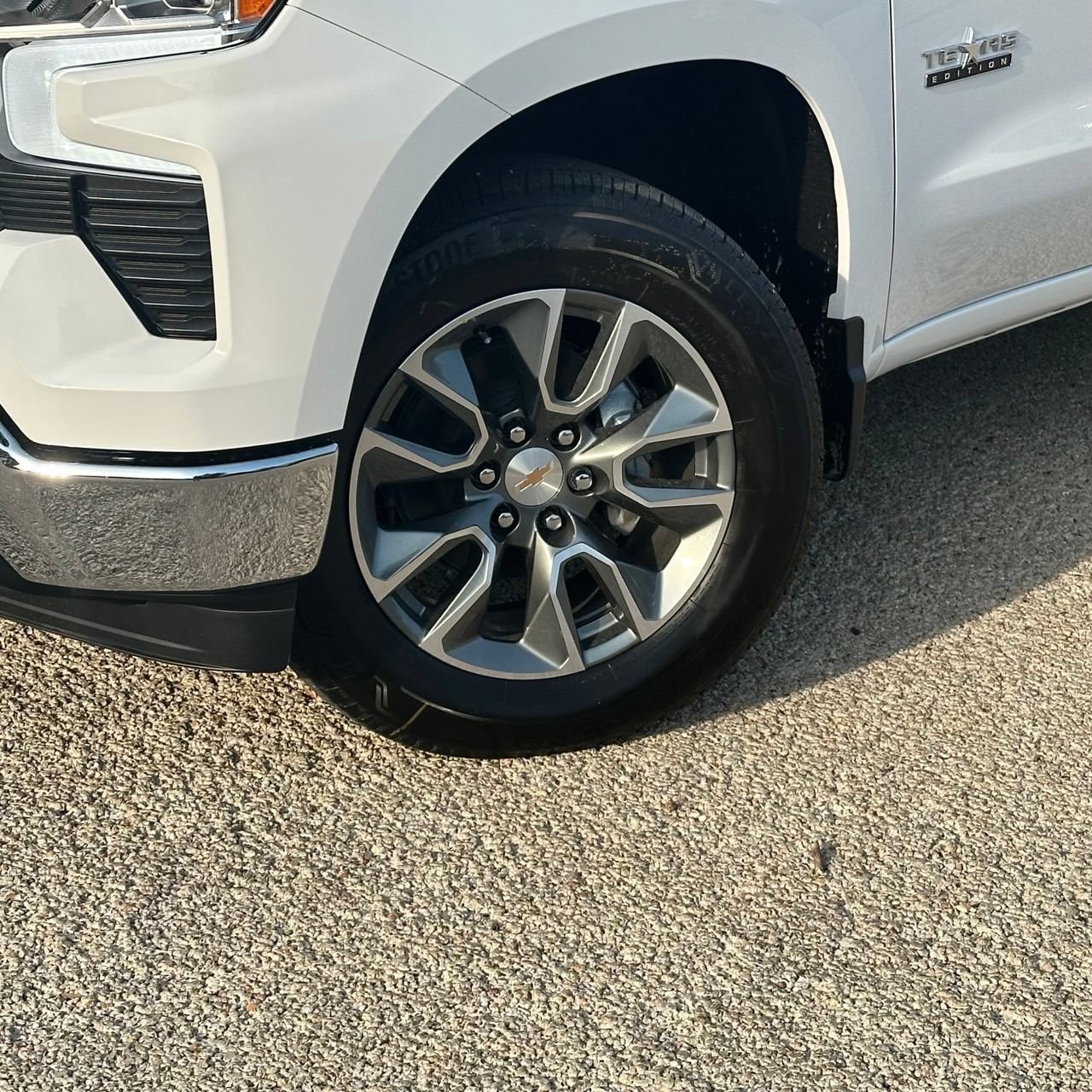2026 Chevrolet Silverado 1500 LT, photo 2