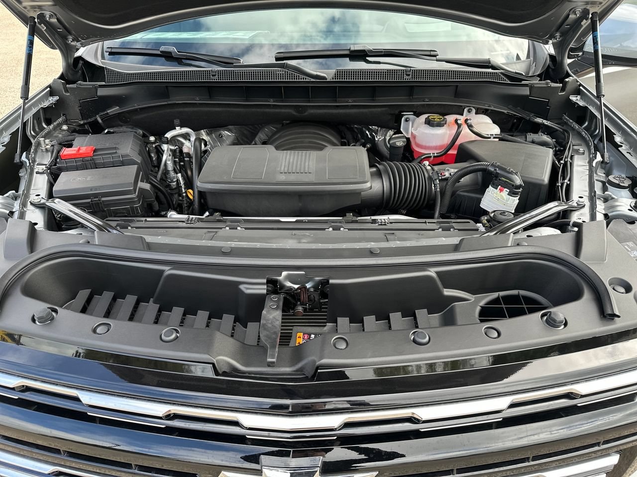 2026 Chevrolet Suburban High Country SUV, photo 24