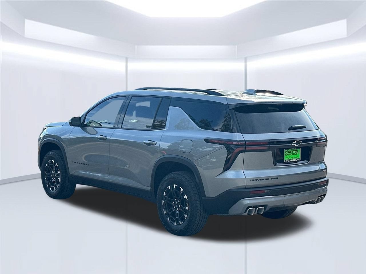 2027 Chevrolet Traverse Z71 SUV, photo 4